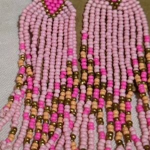 COUNTRY WESTERN Lighyweight Beaded Pink Gold Beaded Earrings From AFRICA